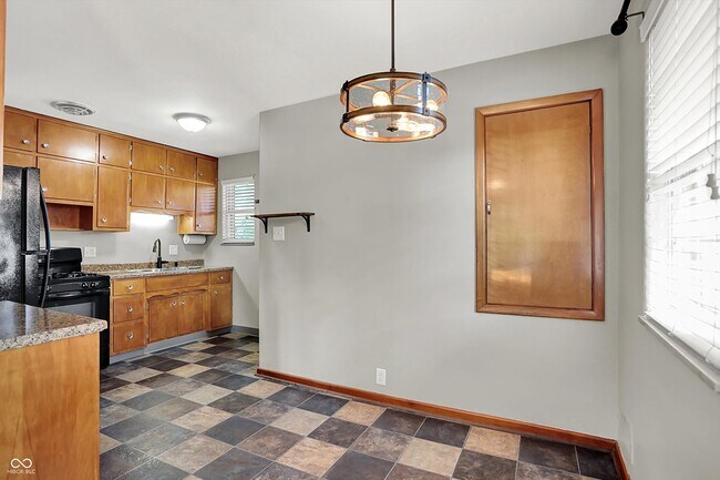 Photo - 1213 N Lesley Ave