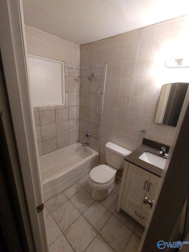 Photo - 2214 Evans Ave NW