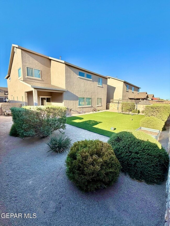 Building Photo - 14813 Bert Cameron Ave