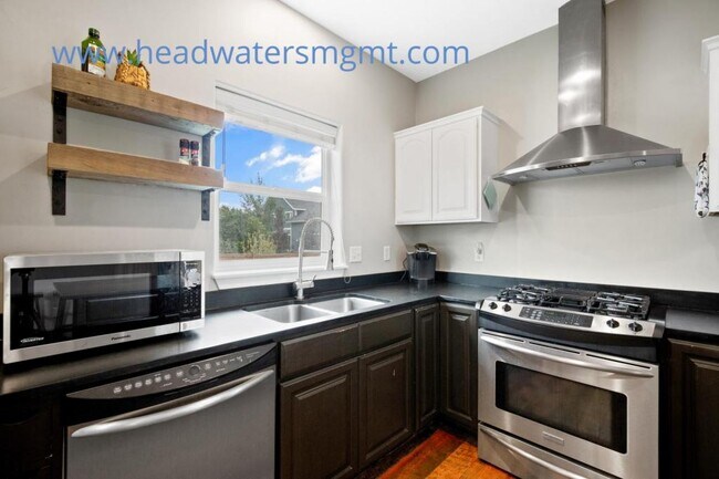 Photo - 80 Stafford Ave