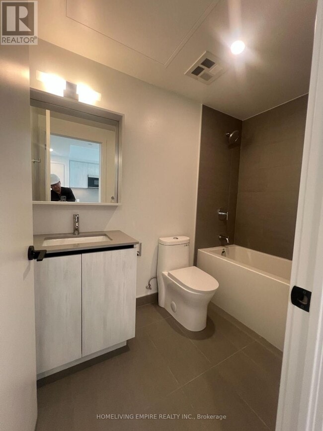 Photo - 35 Parliament St Unit 723