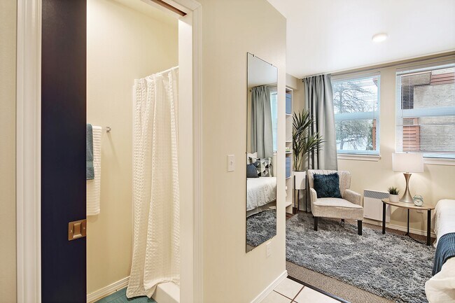 Photo - Lago by aPodment Suites