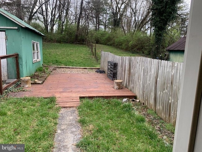 Photo - 559 Hillman Dr