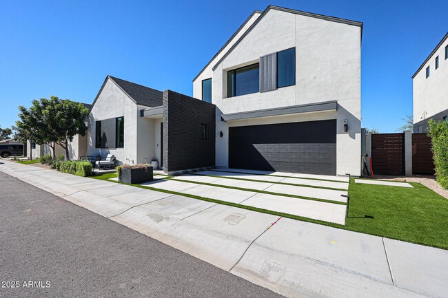 Photo - 6314 N 10th Dr