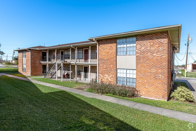 Courtyard 1