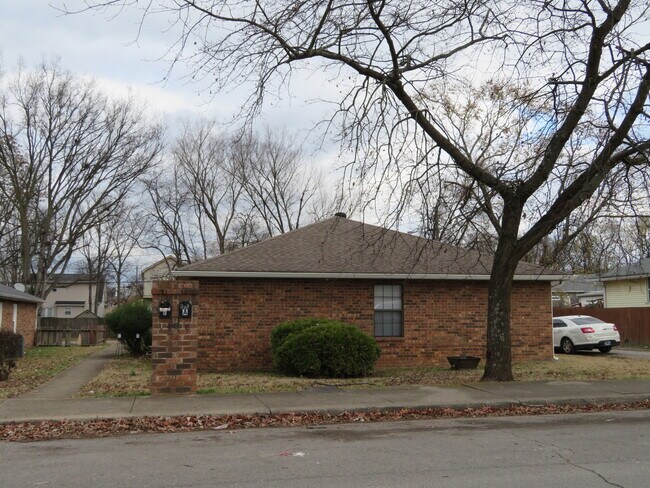 1408 23rd Ave N Unidad Urban Living