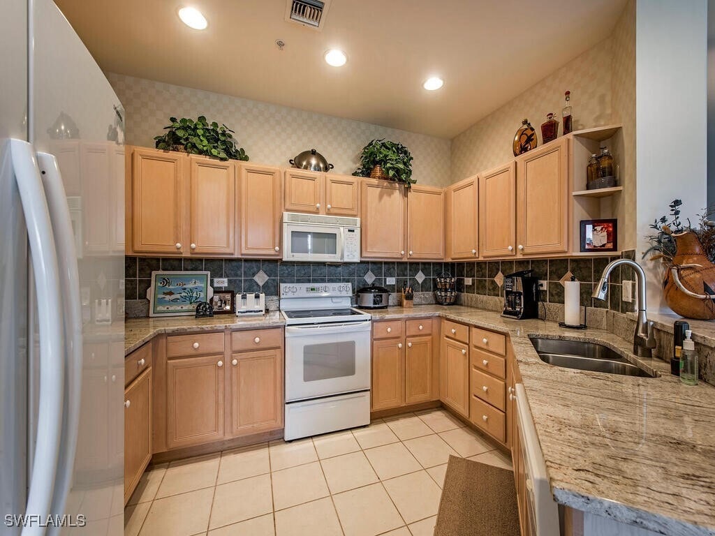 Photo - 8225 Danbury Blvd Unit 1-102