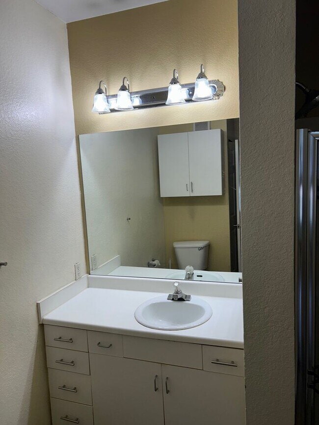 Photo - 860 N Orange Ave Unit 860 North Orange