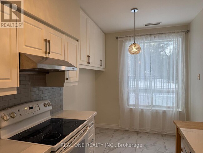 Photo - 35 Empress Ave Unit 102