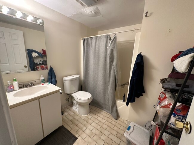 Photo - 108 Gainsborough St