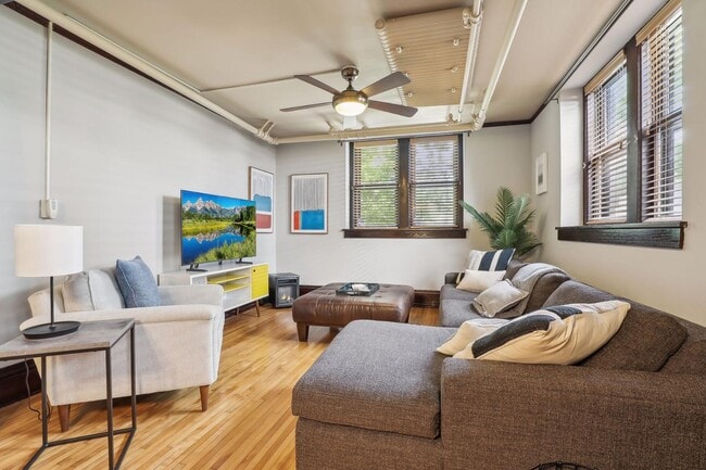 Photo - 3006 W 44th St