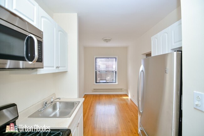 Photo - 750 W Addison St Unit M381