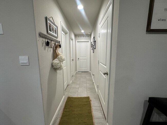Photo - 7616 Orange Blossom Rd