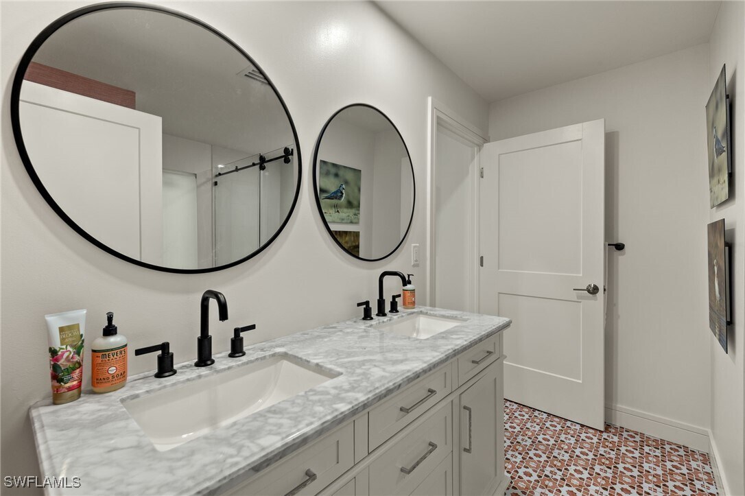 Photo - 26888 McLaughlin Blvd