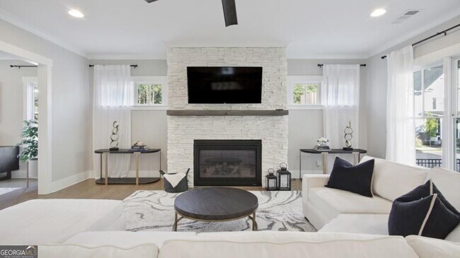 Photo - 1950 Westside Blvd NW