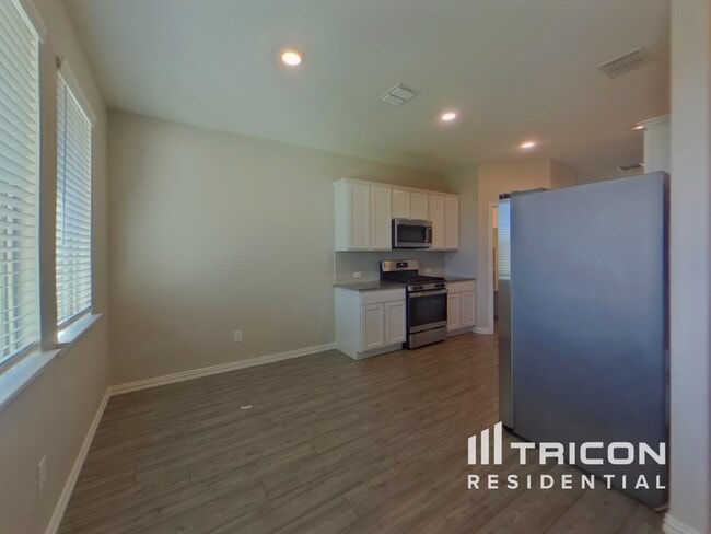 Photo - 2036 Charismatic Dr