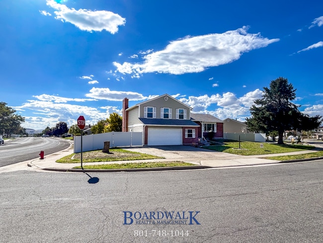 Photo - Remodeled & Ready 5 bed in Sandy