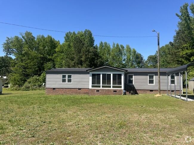 Building Photo - 107 Cavalier Ln Rental