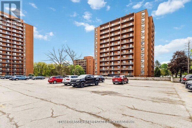 Photo - 1580 Adelaide St Unit 3132