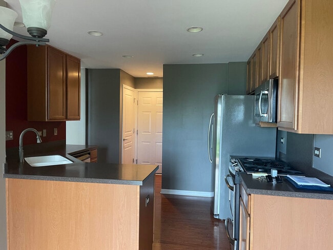 Photo - 615 Hawley Dr