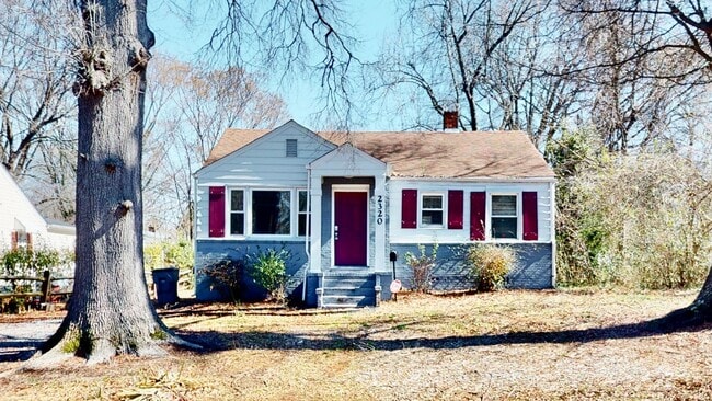 Building Photo - 2320 Vanderbilt Rd Rental