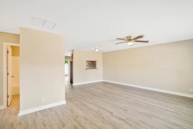 Photo - 6072 Lambeth Cir