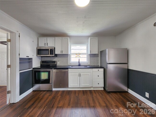 Photo - 1208 N Juniper Ave