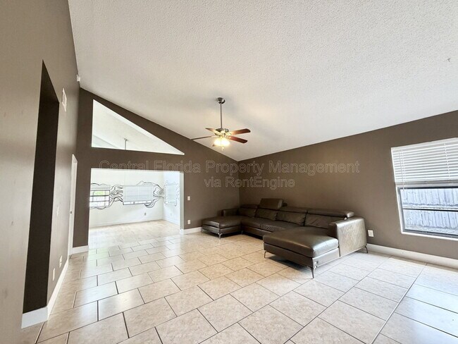 Photo - 10227 Comfort Cir