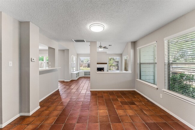 Photo - 11831 Meadowchase Dr