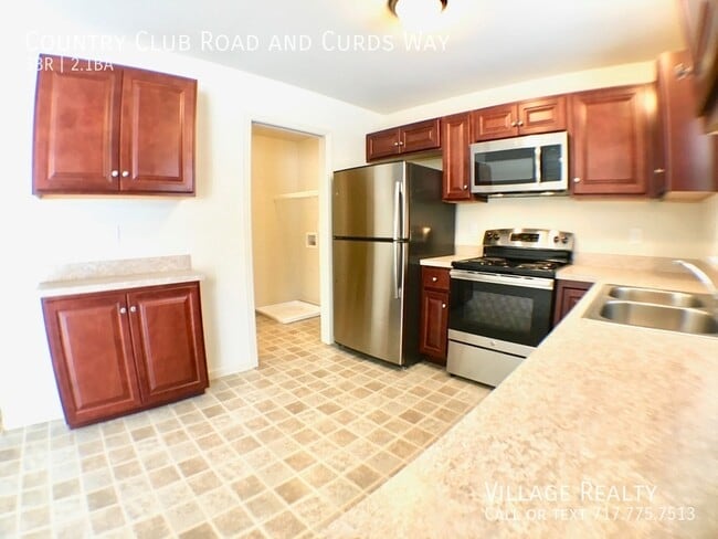 Building Photo - 705 Country Club Rd Rental