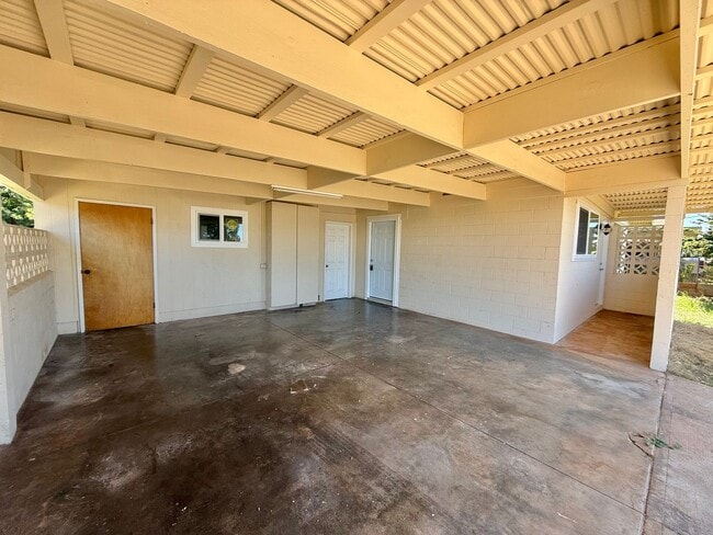 Photo - Newly Renovated 4 Bedroom / 2 Bathroom Home for Rent in Lahaina!