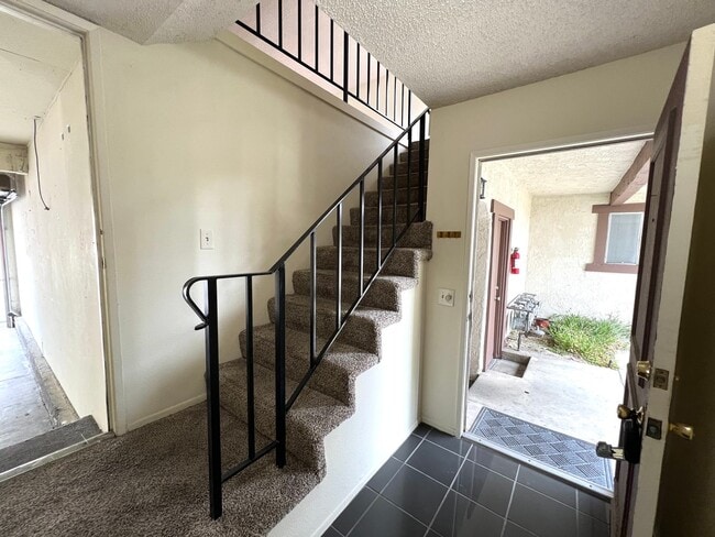 Photo - 319 Josie Cir Unidad #D