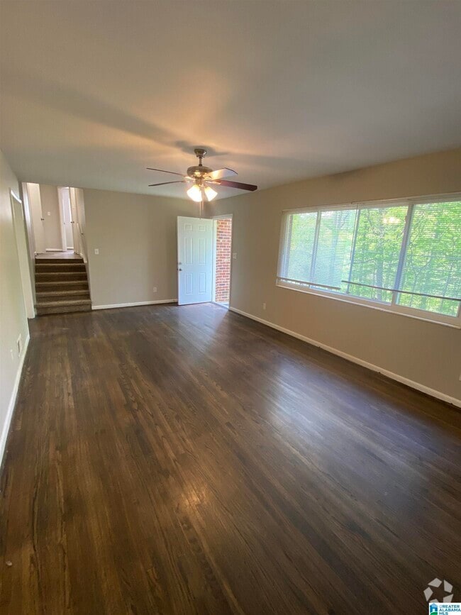 Building Photo - 1009 Springview St Rental