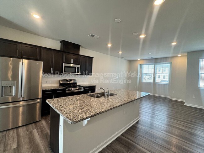 Photo - 2727 Chert Ln