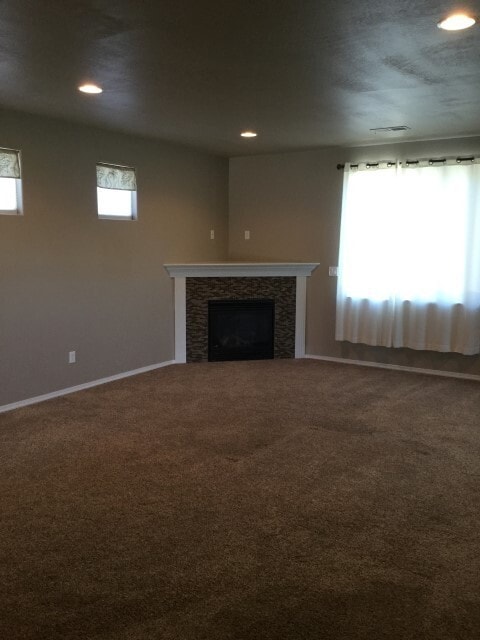 Photo - Beautiful 3 bedroom, 2.5 bath in the  Hampton Place/Candlewood Estates!