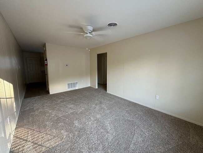 Photo - 1815 S Erie, Apt 1-4 Unidad 1815 S Erie, Apt 4