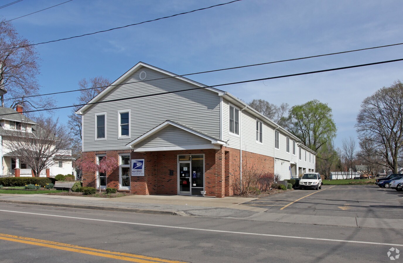 Photo - 2561-2567 Youngstown Lockport Rd Apartments