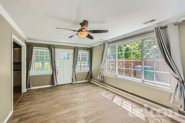 Photo - 2210 Weddington Rd