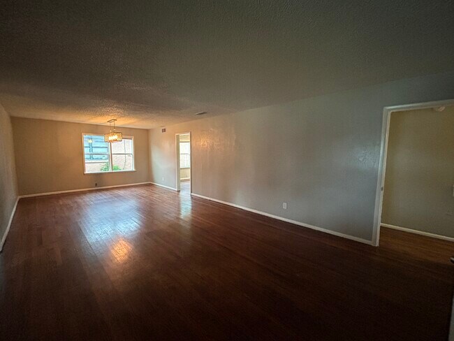 Photo - 4208 Huckleberry Cir