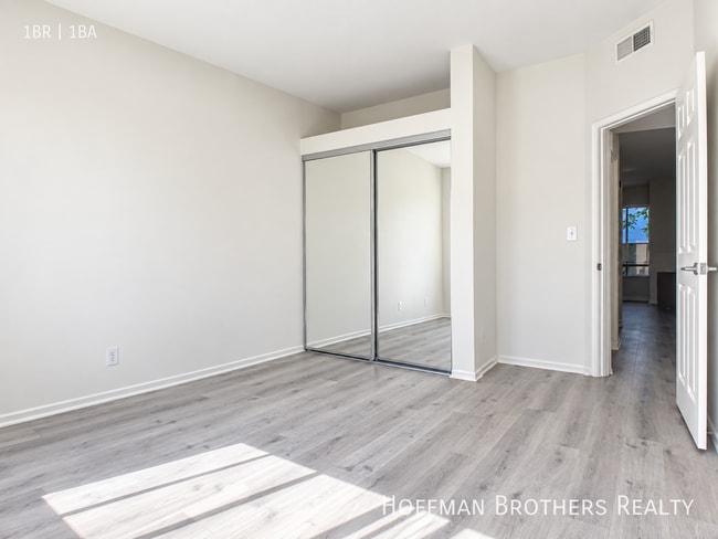 3631 Watseka Ave Unit 105