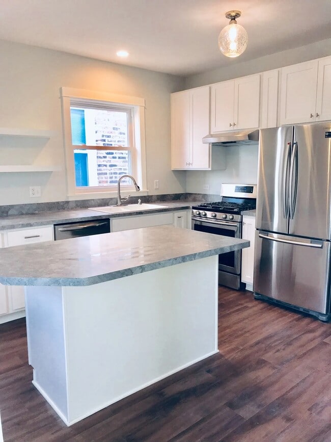 Photo - 2220 W Eastwood Ave Unit 2220 W Eastwood  2