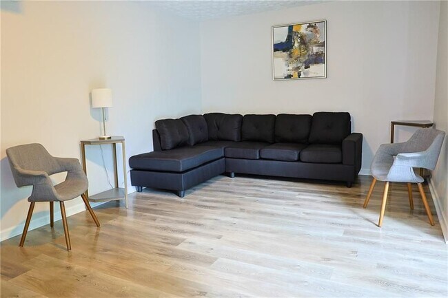 Photo - 4411 Flakes Mill Rd