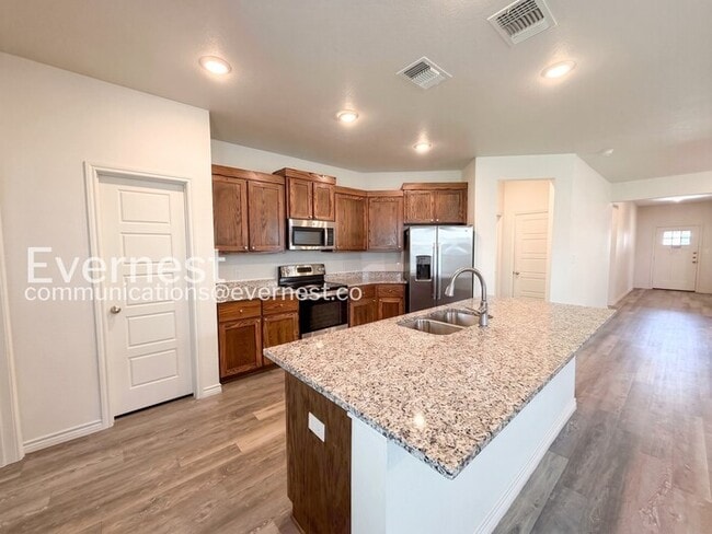 Photo - 866 Freedom Cir