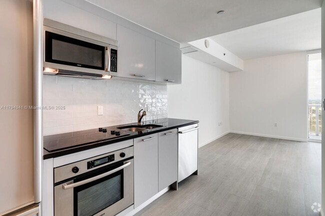 Building Photo - 50 Biscayne Blvd Unit 5003 Rental