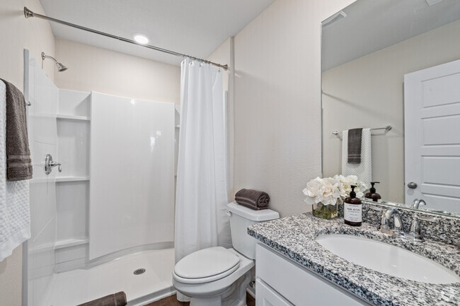 4 habitaciones, 2 baños, 131,5 m², modelo de baño principal - Fallingwater