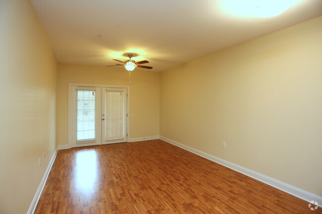 Photo - Asberry Courts Apartments