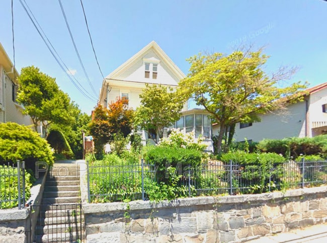 Photo - 107 Tremont St