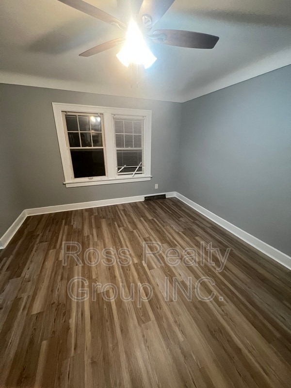 Photo - 2006 Wyndhurst Rd