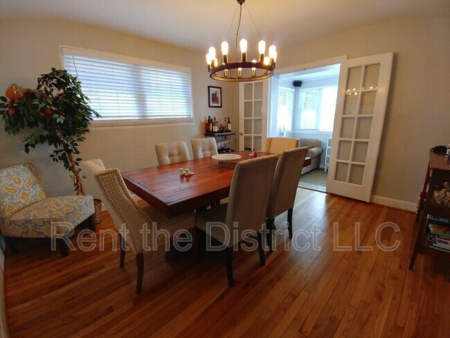 Photo - 4839 Yuma St NW