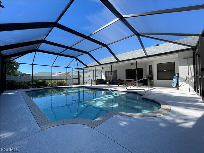 Photo - 130 SE 44th St